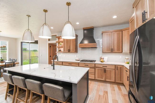 6504 E Hawker Trl, House other with 5 bedrooms, 4 bathrooms and null parking in Sioux Falls SD | Image 17