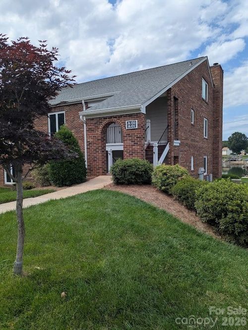 a-02-100 Northshore Ct, Cherryville, NC, 28021-8365 | Card Image