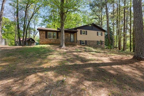 2159 Chestnut Log Dr, Lithia Springs, GA, 30122-3536 | Card Image