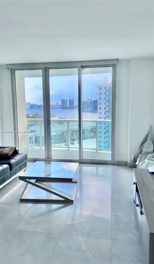 1423-19380 Collins Ave, Sunny Isles Beach, FL, 33160-2239 | Card Image