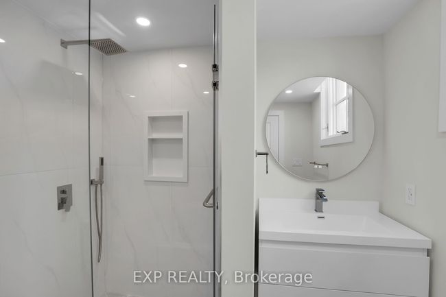 6638 Calaguiro Dr, House other with 7 bedrooms, 5 bathrooms and 8 parking in Niagara Falls ON | Image 39