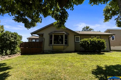 7727 Main Street, Ralston, NE, 68127 | Card Image