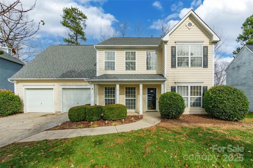 11318 Glenstone Ct, Charlotte, NC, 28269-3169 | Card Image