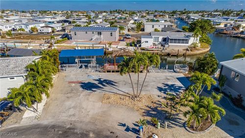 2950 Skipper Ln, ST. JAMES CITY, FL, 33956-2316 | Card Image