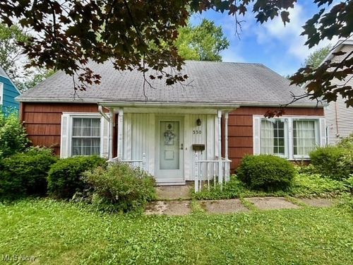 330 Inwood Boulevard, Avon Lake, OH, 44012 | Card Image