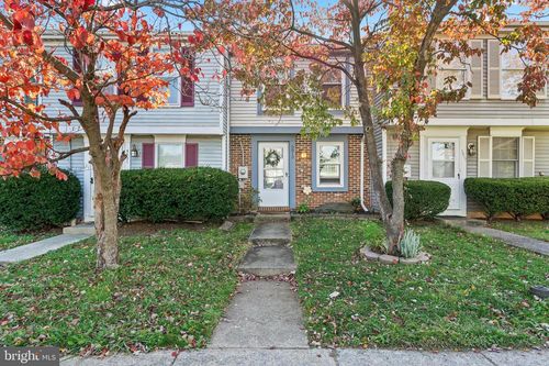 5819 Whitfield Ct, FREDERICK, MD, 21703-8363 | Card Image