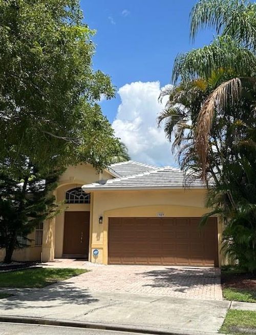 1989 Nw 169th Ave, Pembroke Pines, FL, 33028-2037 | Card Image