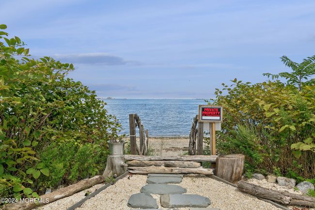 206 Beach Ave, House other with 5 bedrooms, 3 bathrooms and null parking in Leonardo NJ | Image 4