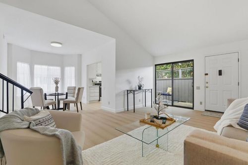 403 Kenbrook Cir, San Jose, CA, 95111-3217 | Card Image