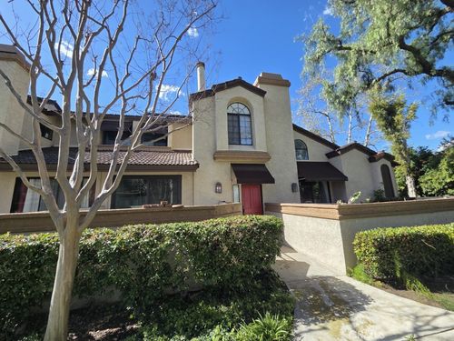 9 Rock Cliff Pl, Pomona, CA, 91766-6711 | Card Image
