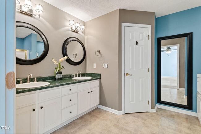 35-web-or-mls-P1506371 | Image 35