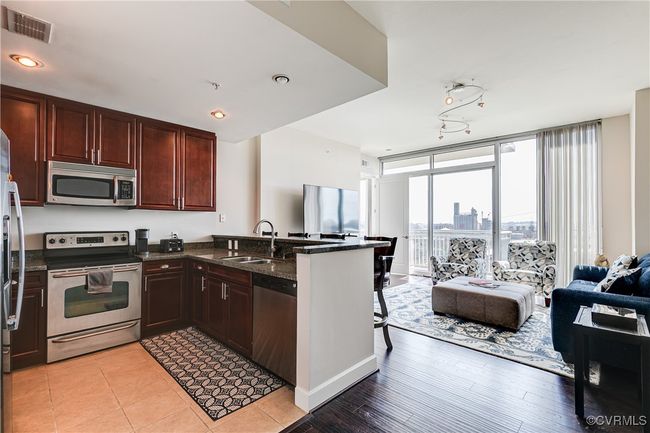 U806 - 301 Virginia St, Condo with 2 bedrooms, 2 bathrooms and null parking in Richmond VA | Image 4