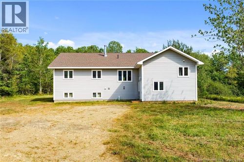912 Pleasant Dr, Minto, NB, E4B2V5 | Card Image