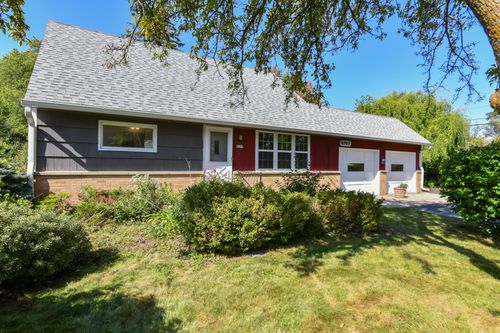 8707 N 52nd St, Brown Deer, WI, 53223-3052 | Card Image