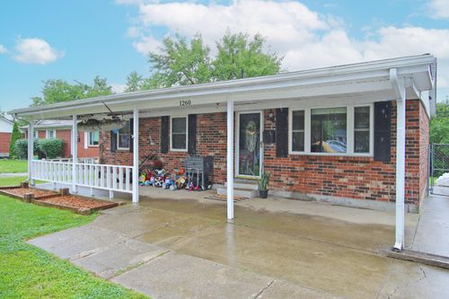 1260 Hialeiah Ct, Lexington, KY, 40517 | Card Image