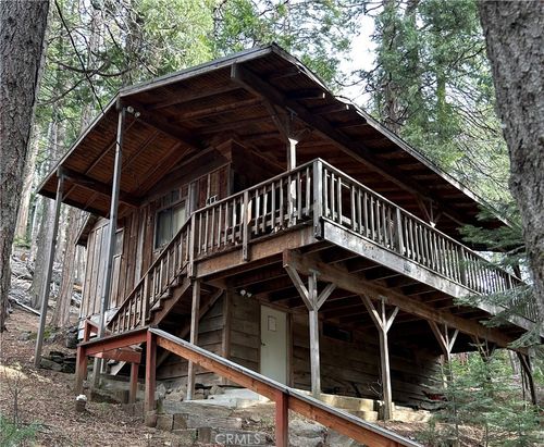7771 White Chief Mountain Rd, Fish Camp, CA, 93623-9602 | Card Image