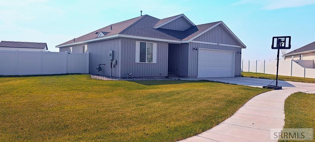 Masterson Cir, Pocatello, ID 83202