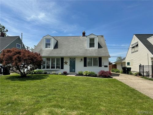 136 Vicksburg Ave, Tonawanda, NY, 14150-8536 | Card Image