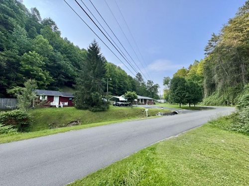 2989 Greenbrier Rd, Haysi, VA, 24256-5541 | Card Image