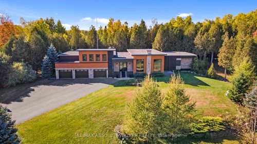 19421 Kenyon Concession Rd 1, North Glengarry, ON, K0C1B0 | Card Image