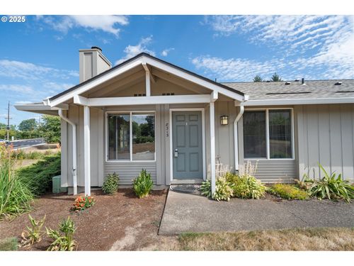 8315-8315 Sw Shenandoah Way, Tualatin, OR, 97062-9303 | Card Image