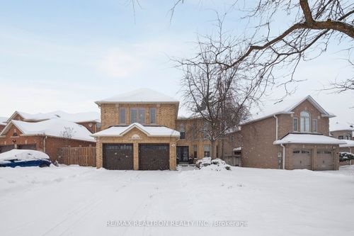 174 Hammerstone Crescent, Vaughan, ON, L4J8B2 | Card Image