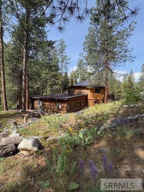7 E Sheep Creek Loop, North Fork, ID, 83466-5509 | Card Image