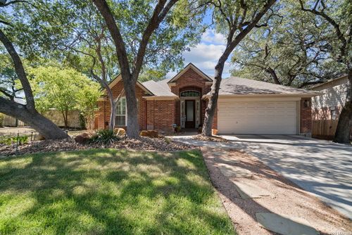 1327 Higgins Pt, San Antonio, TX, 78216-7708 | Card Image