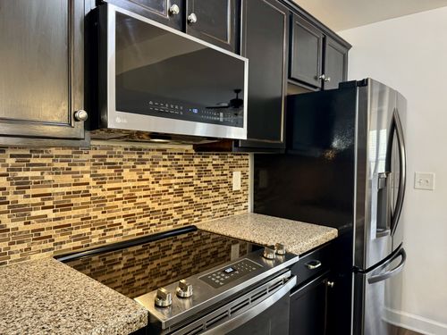 2422 Duxbury Dr, Columbia, TN, 38401-6242 | Card Image