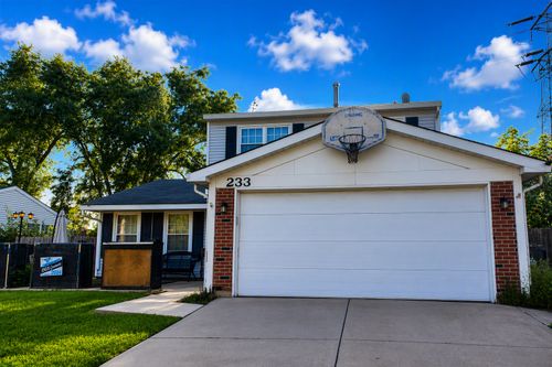 233 Yellow Pine Dr, Bolingbrook, IL, 60440-1748 | Card Image