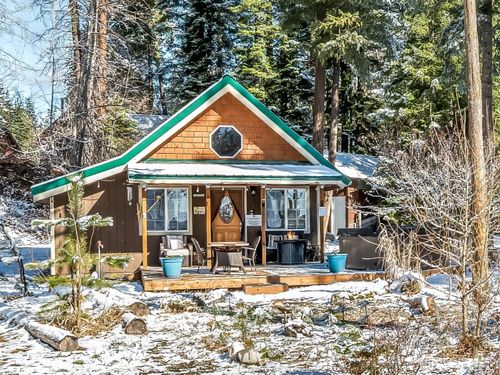 2253 Riffle Dr, Leavenworth, WA, 98826-9796 | Card Image