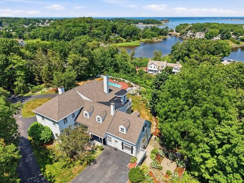 39-39 Black Horse Ln, Cohasset, MA, 02025-2033 | Card Image