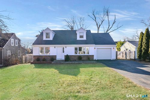 7 Scott St, Norwalk, CT, 06851-2405 | Card Image