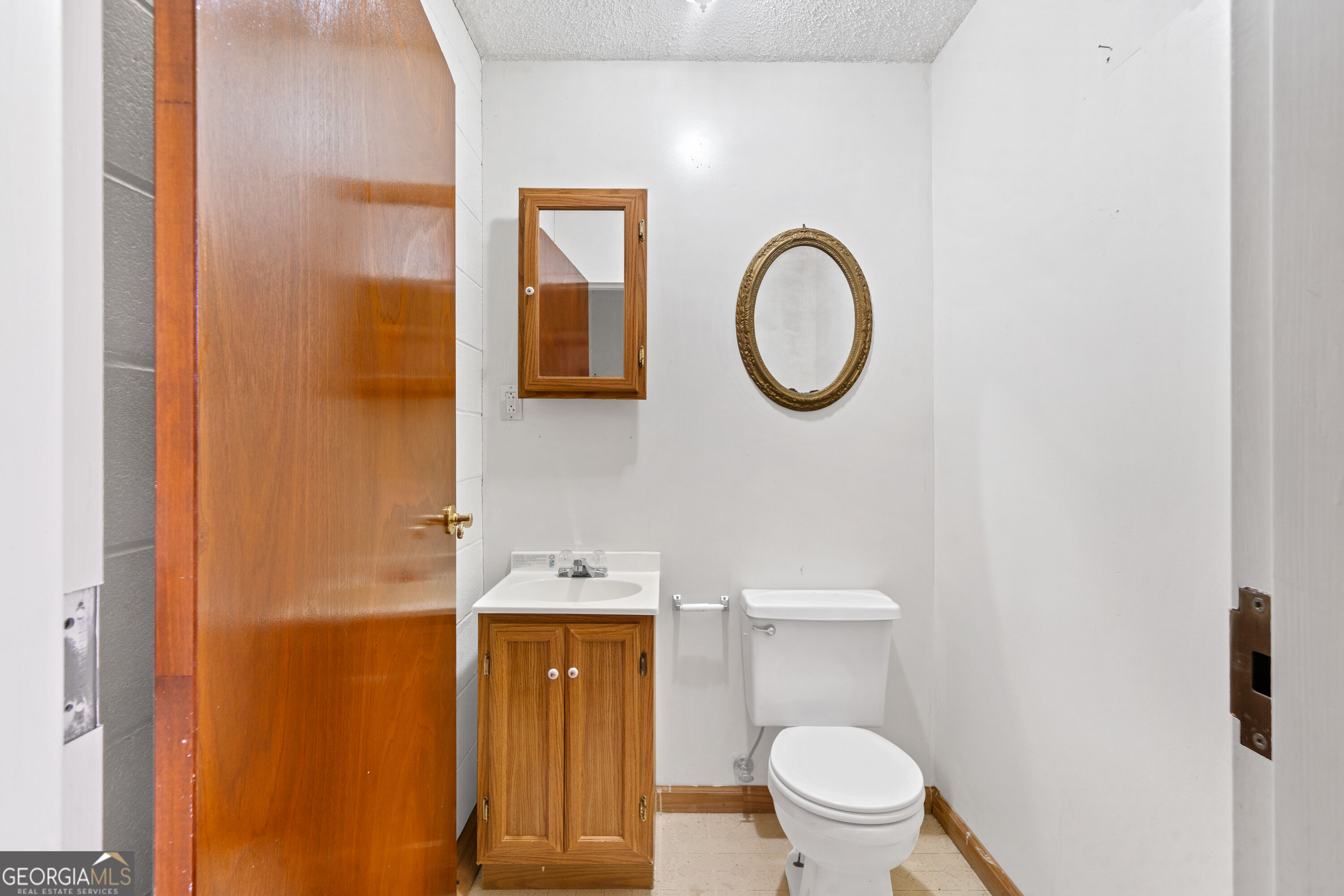 Commercial Sale in Macon 3