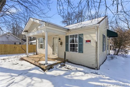 220 Mann Ave, Austin, IN, 47102-1248 | Card Image