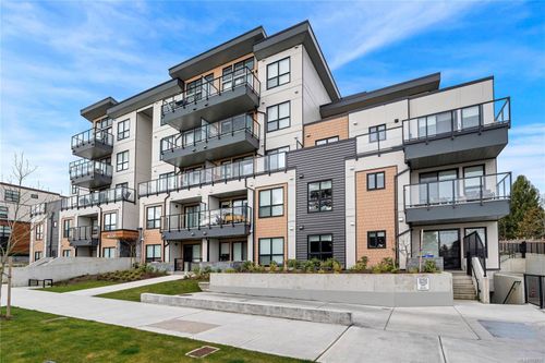 205-4030 Shelbourne St, Saanich, BC, V8N3E4 | Card Image