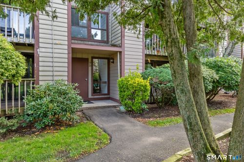 22-130 Coe Ave, East Haven, CT, 06512-4720 | Card Image
