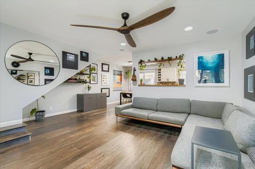 207-2640 Worden St, San Diego, CA, 92107-2420 | Card Image