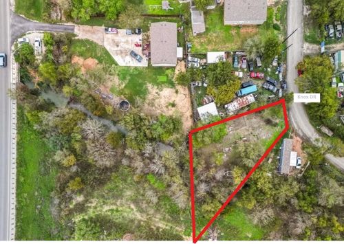 324 Knox Dr, Buda, TX, 78610-5734 | Card Image