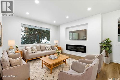 732 Empress St, Regina, SK, S4T5C8 | Card Image