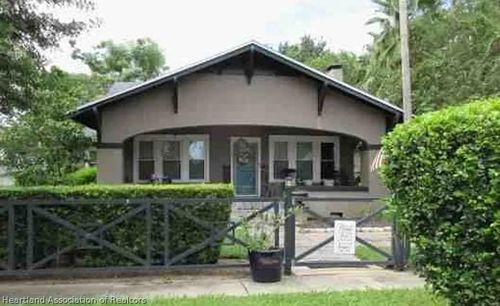 120 S 1st St, Haines City, FL, 33844-5102 | Card Image