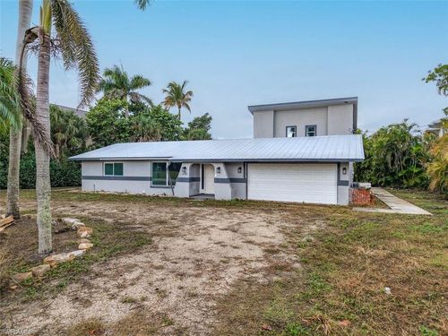 3784 Coquina Dr, SANIBEL, FL, 33957-5216 | Card Image