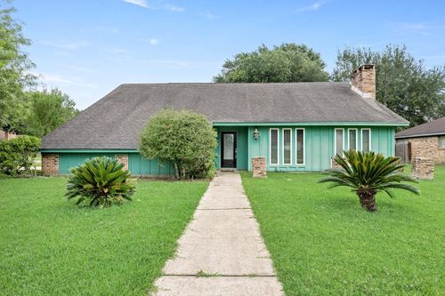 6250 Chisholm Trail, Beaumont, TX, 77708 | Card Image