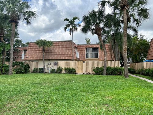 736-736 Mill Valley Pl, West Palm Beach, FL, 33409-7613 | Card Image