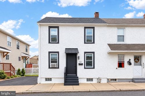 122 North St, PHOENIXVILLE, PA, 19460-3248 | Card Image