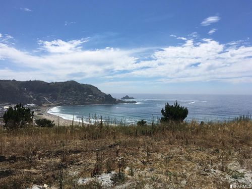 1 Ohlone Ct, Pacifica, CA, 94044-3598 | Card Image