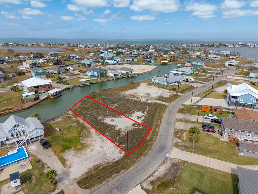 Land in Rockport