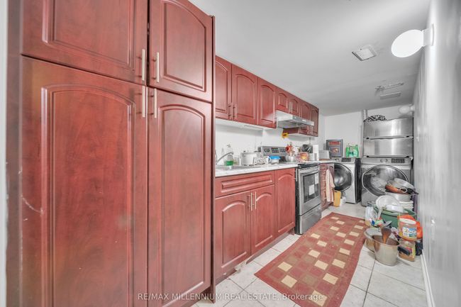 86 Cookview Dr, House attached with 5 bedrooms, 4 bathrooms and 2 parking in Brampton ON | Image 36