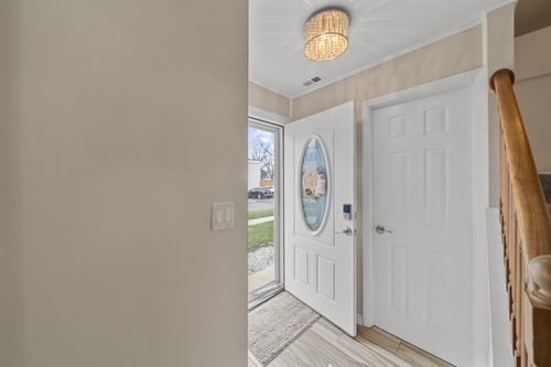 504 Estrada Dr, Belleville, MI, 48111-2987 | Card Image