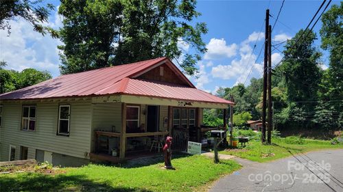 160 Cleveland Rd, Tryon, NC, 28782-3102 | Card Image